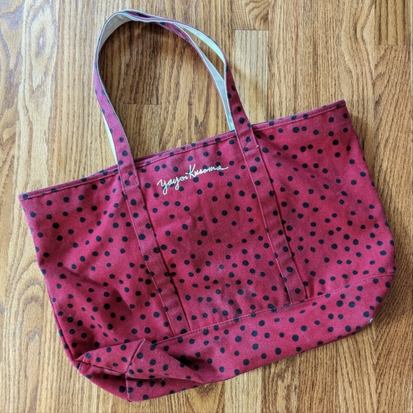AUTHENTIC DOTS YAYOI KUSAMA x UNIQLO CANVAS TOTE BAG​ - Picture 1 of 3